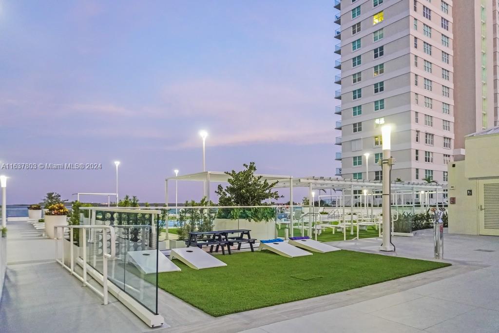 770 Claughton Island Dr # 2006