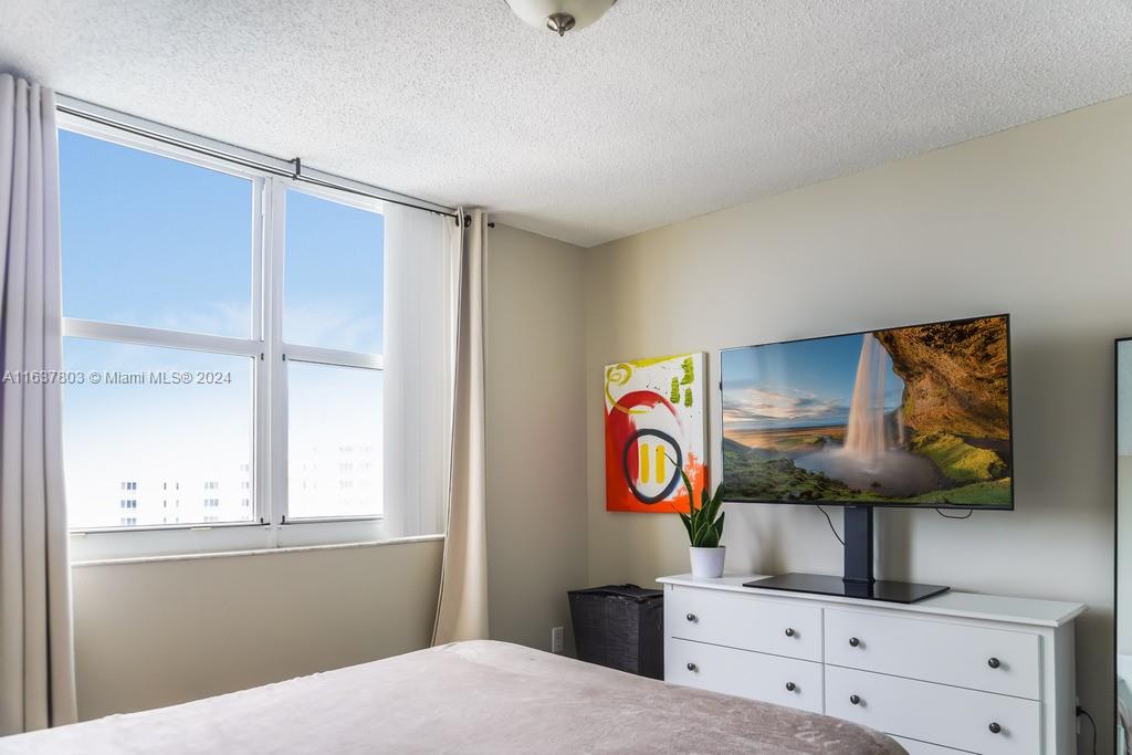 770 Claughton Island Dr # 2006