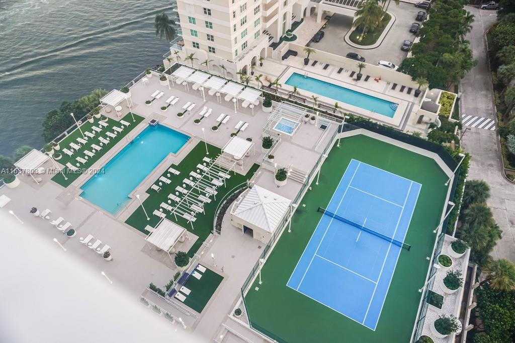 770 Claughton Island Dr # 2006