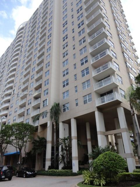 770 Claughton Island Dr # 2006