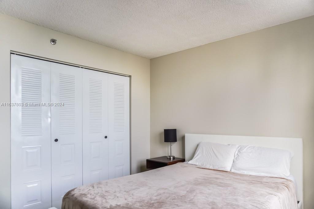 770 Claughton Island Dr # 2006