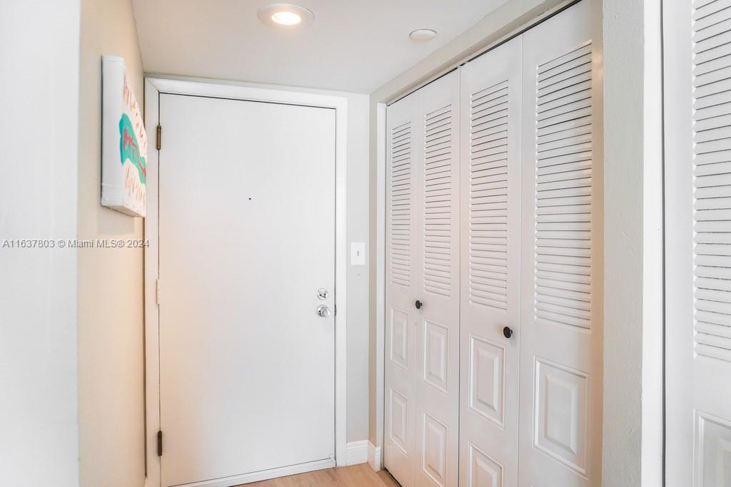 770 Claughton Island Dr # 2006