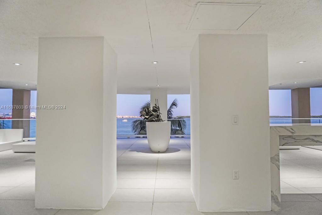 770 Claughton Island Dr # 2006