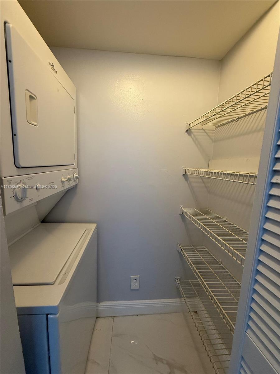 770 Claughton Island Dr # 1903