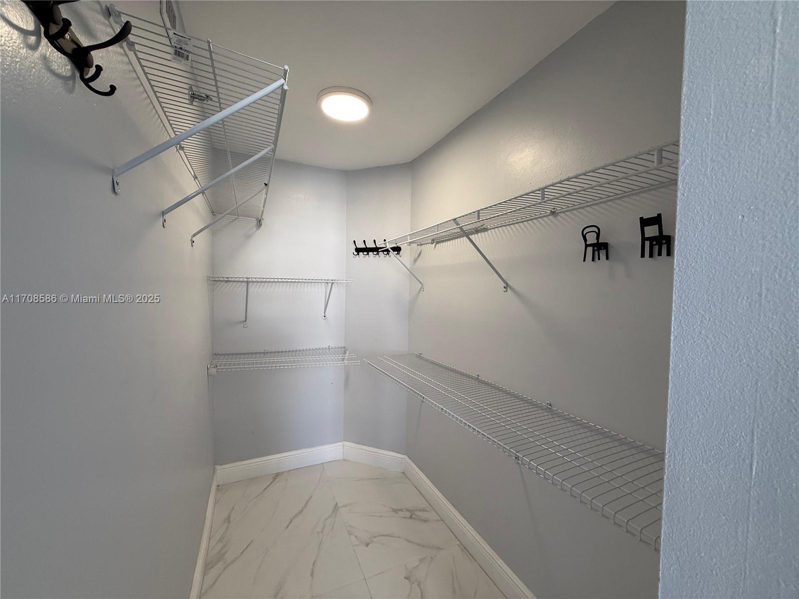 770 Claughton Island Dr # 1903