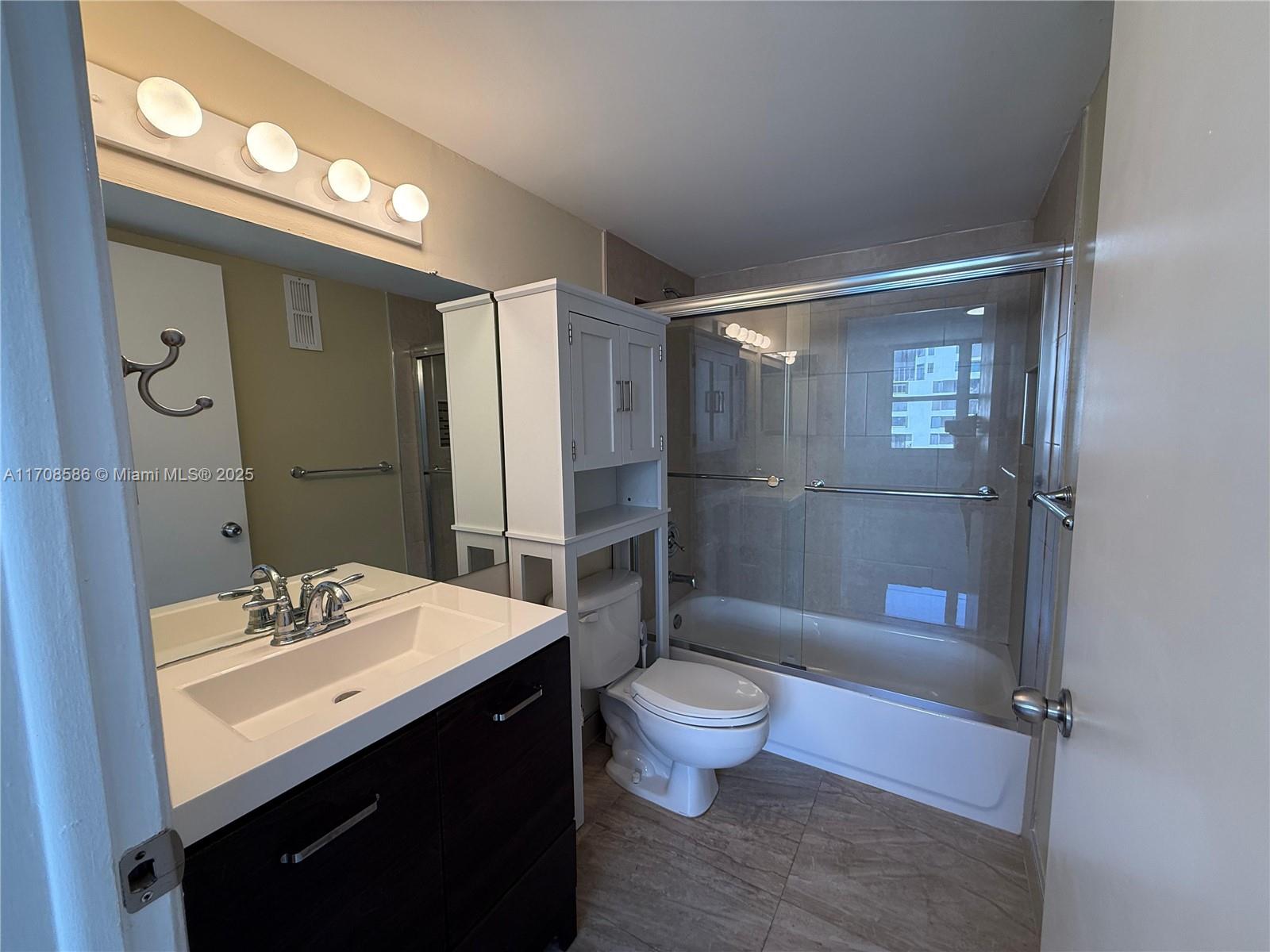 770 Claughton Island Dr # 1903