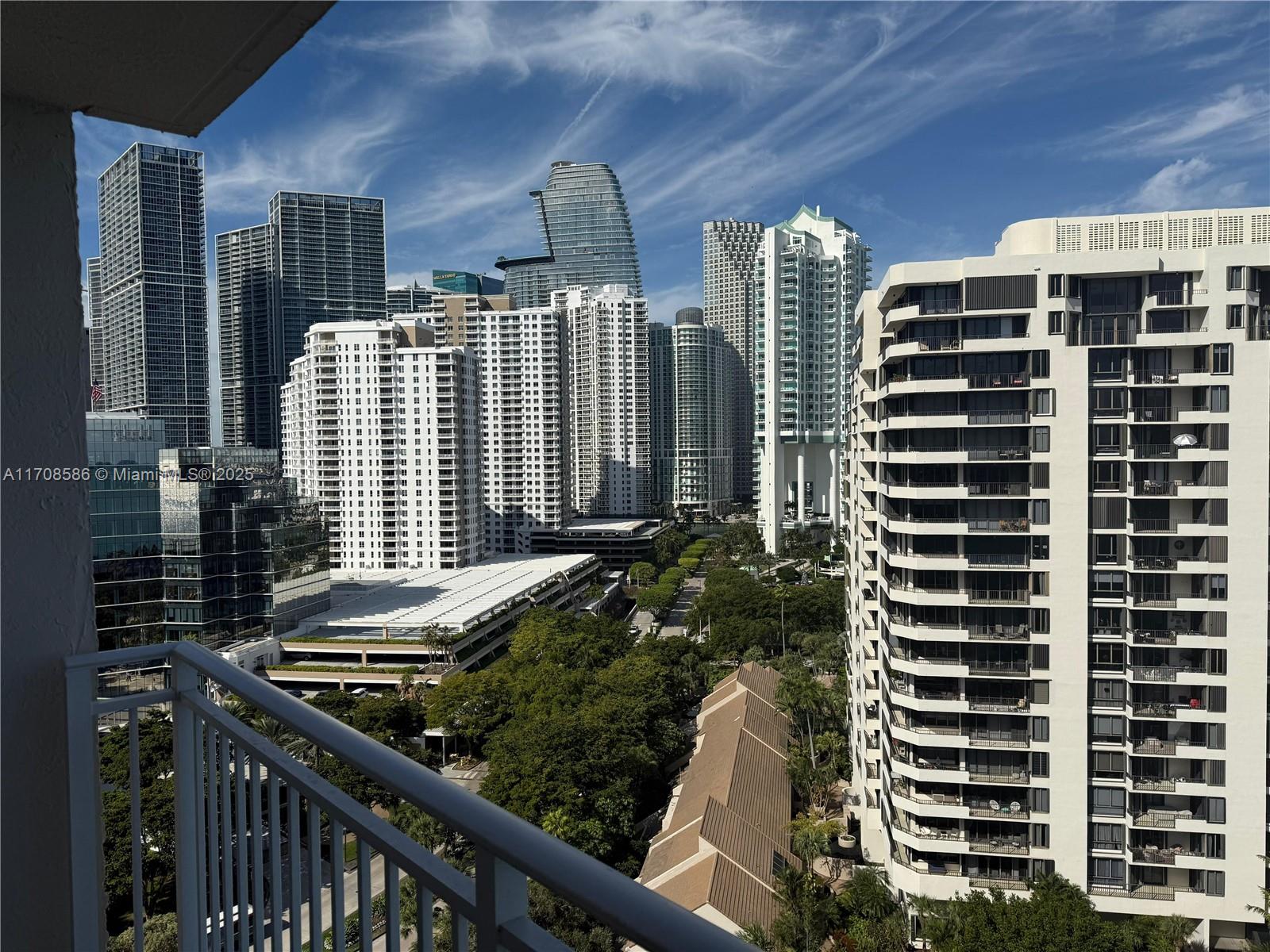 770 Claughton Island Dr # 1903