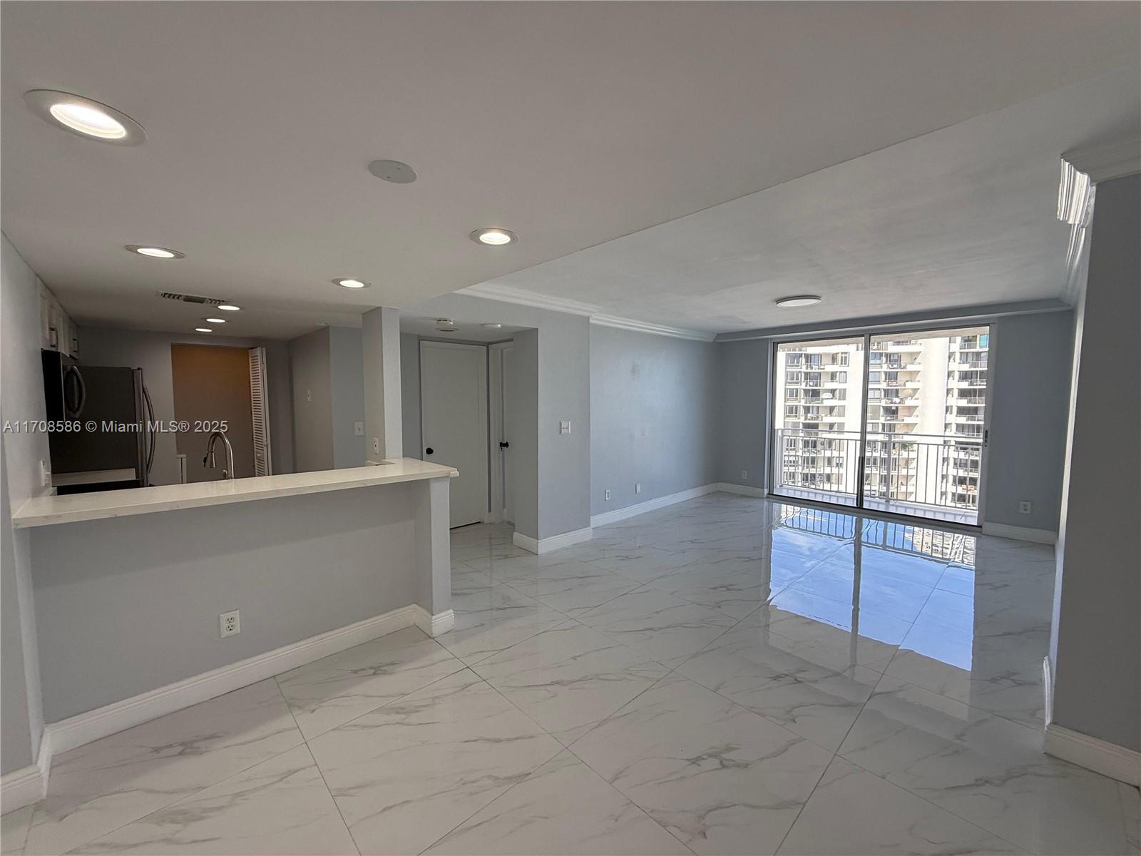 770 Claughton Island Dr # 1903