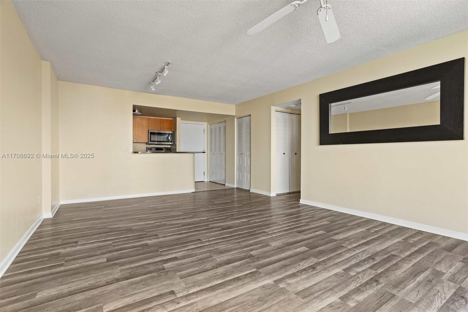 770 Claughton Island Dr # 7 Unit: PH-7