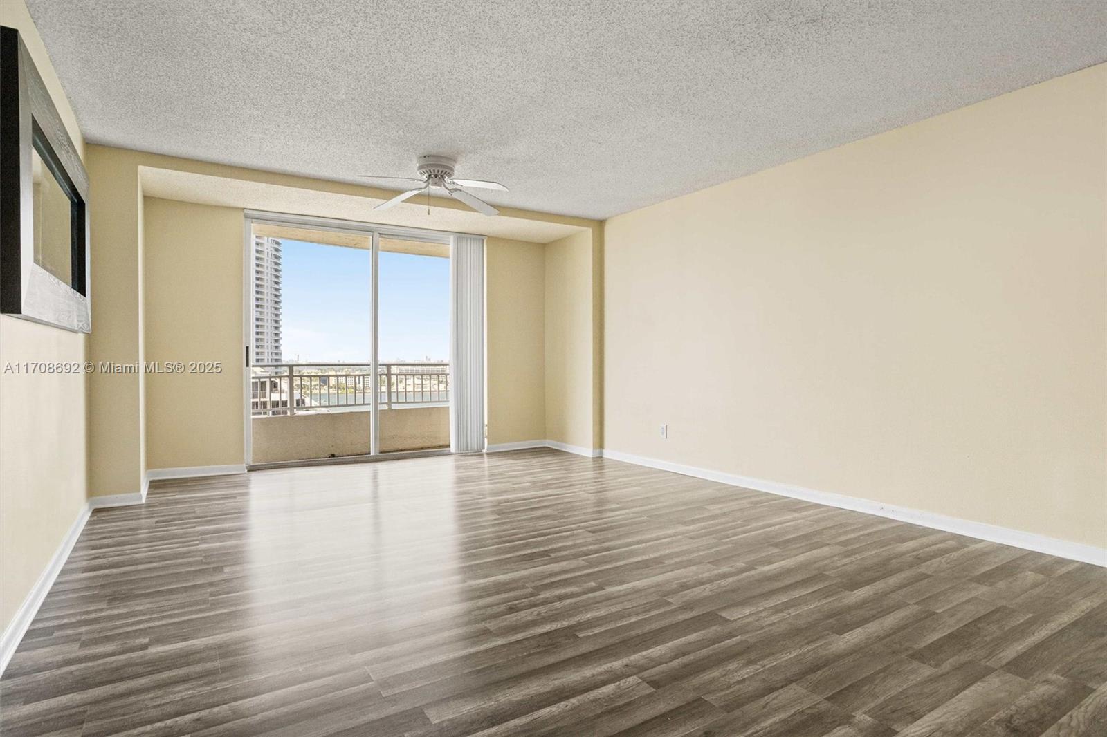 770 Claughton Island Dr # 7 Unit: PH-7