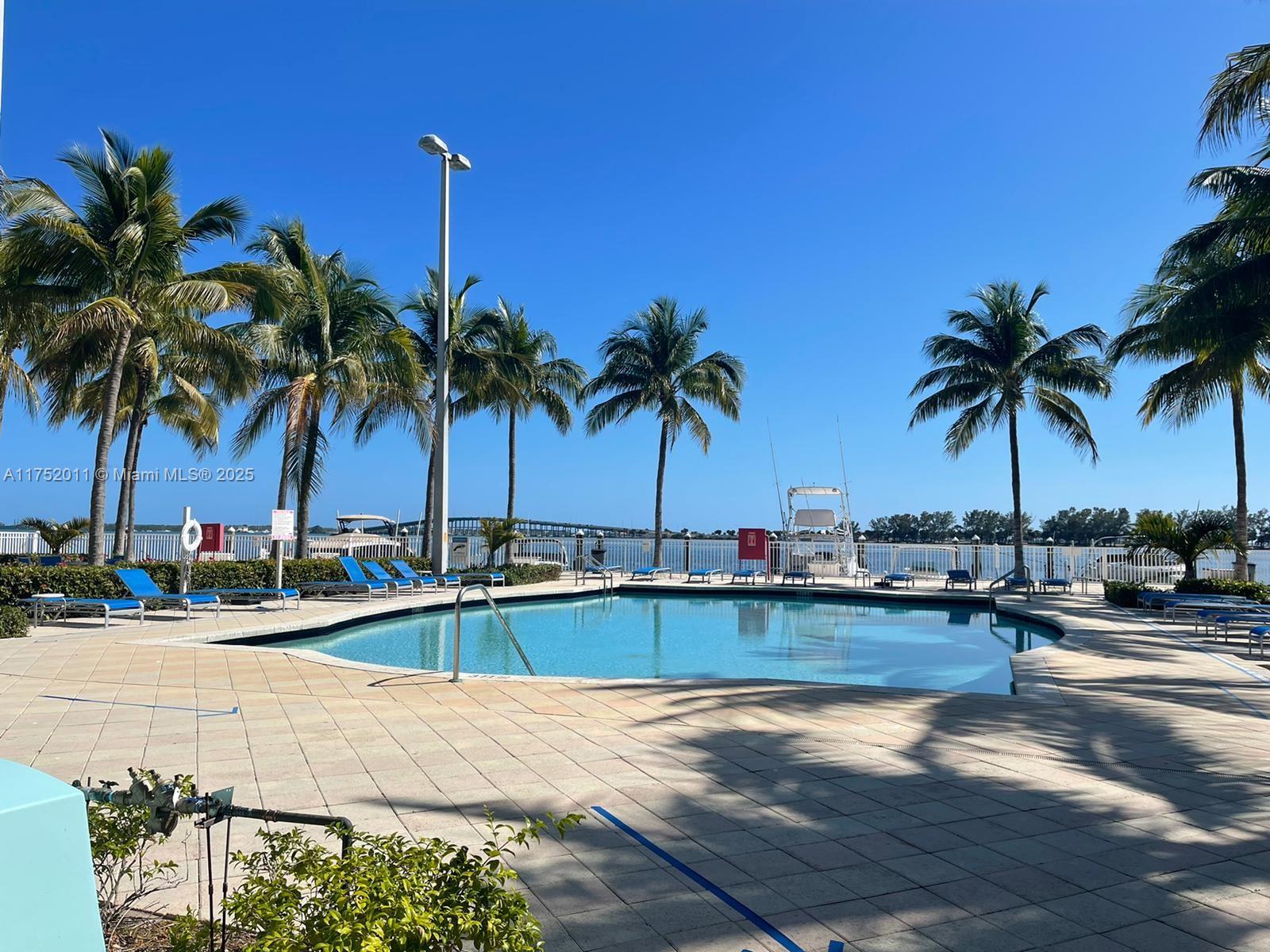 2101 Brickell Ave # 2310