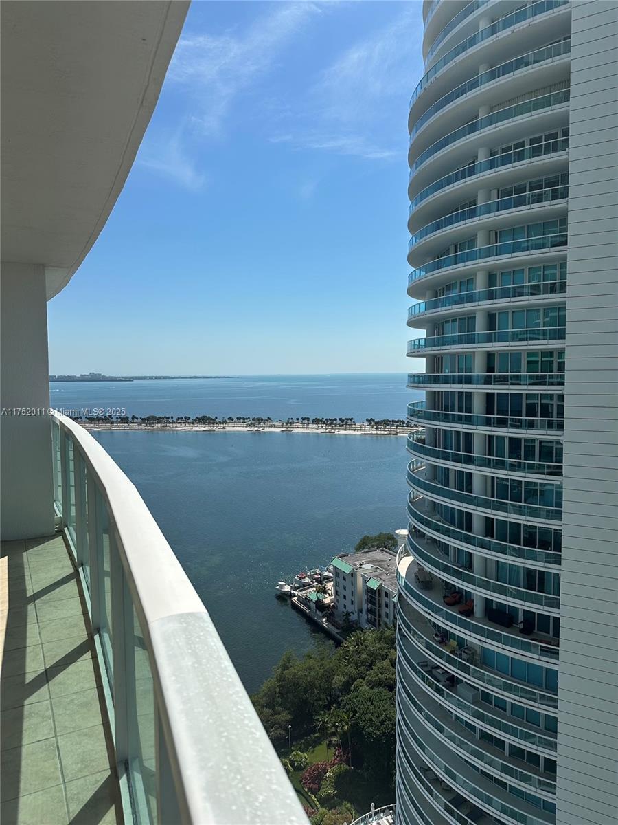 2101 Brickell Ave # 2310