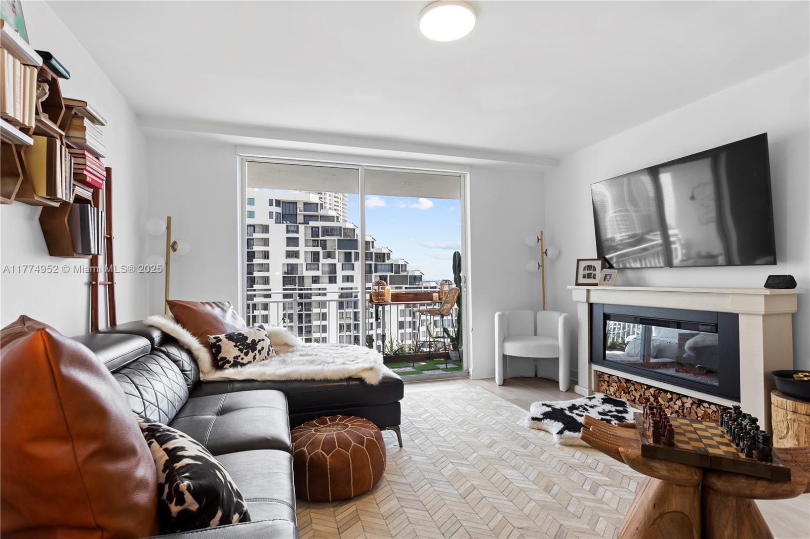 770 Claughton Island Dr # 1705