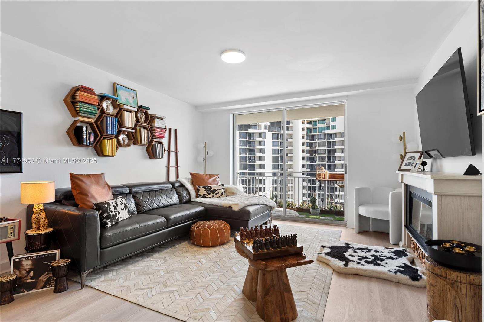 770 Claughton Island Dr # 1705