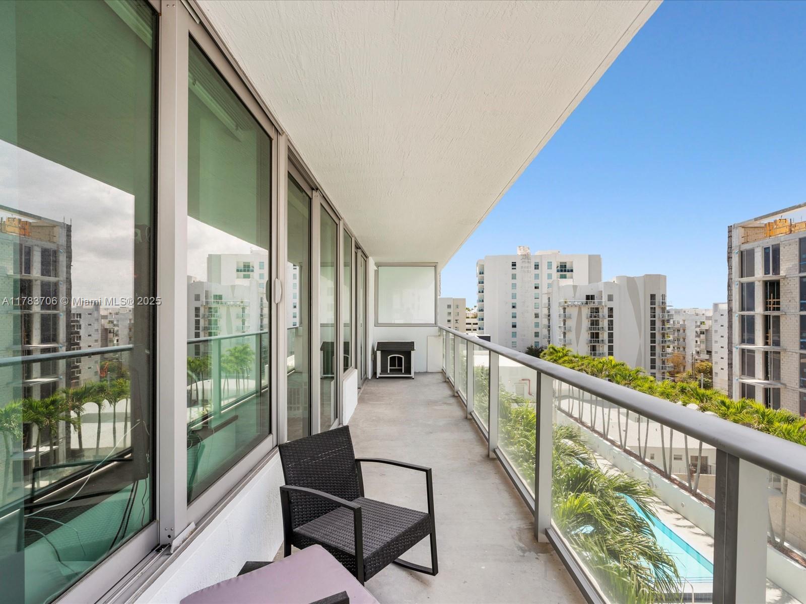 1600 SW 1st Ave # 714