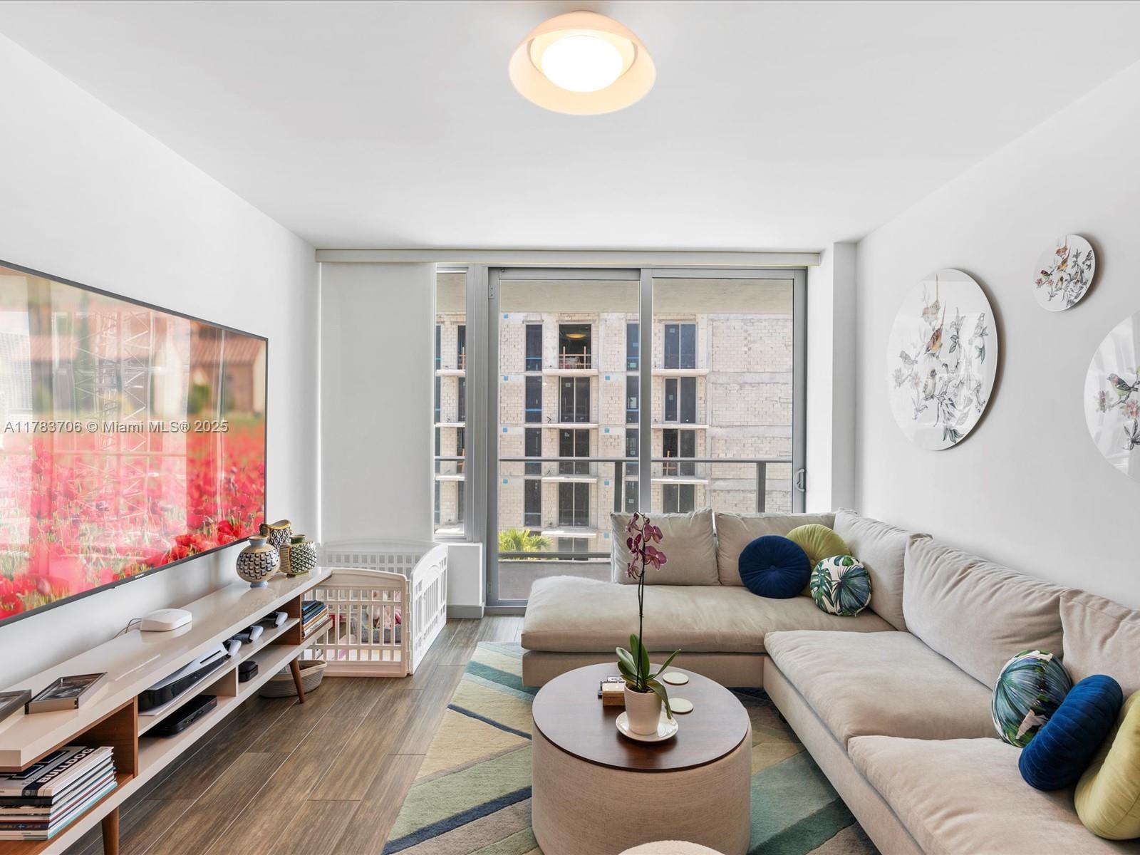 1600 SW 1st Ave # 714