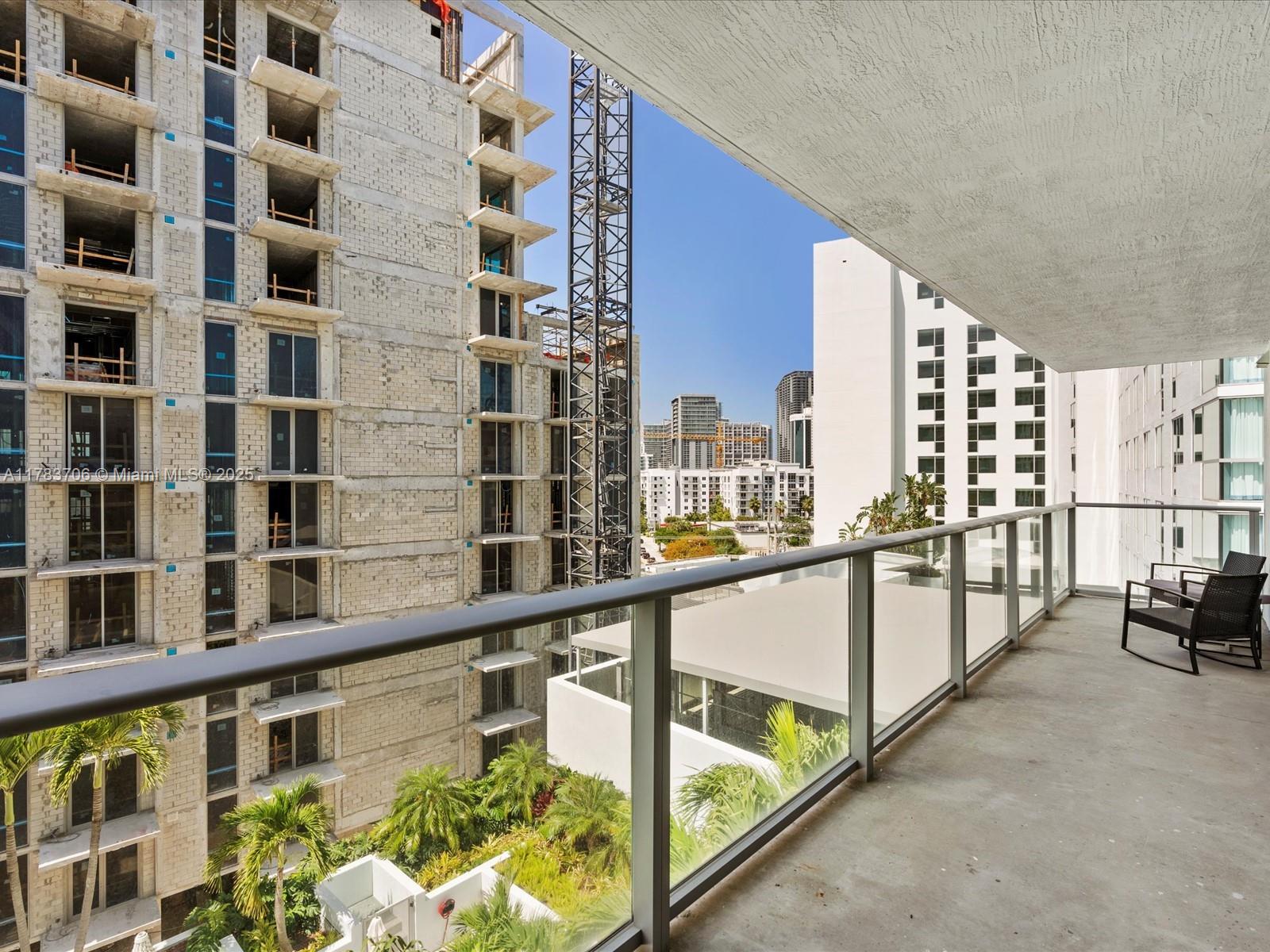 1600 SW 1st Ave # 714