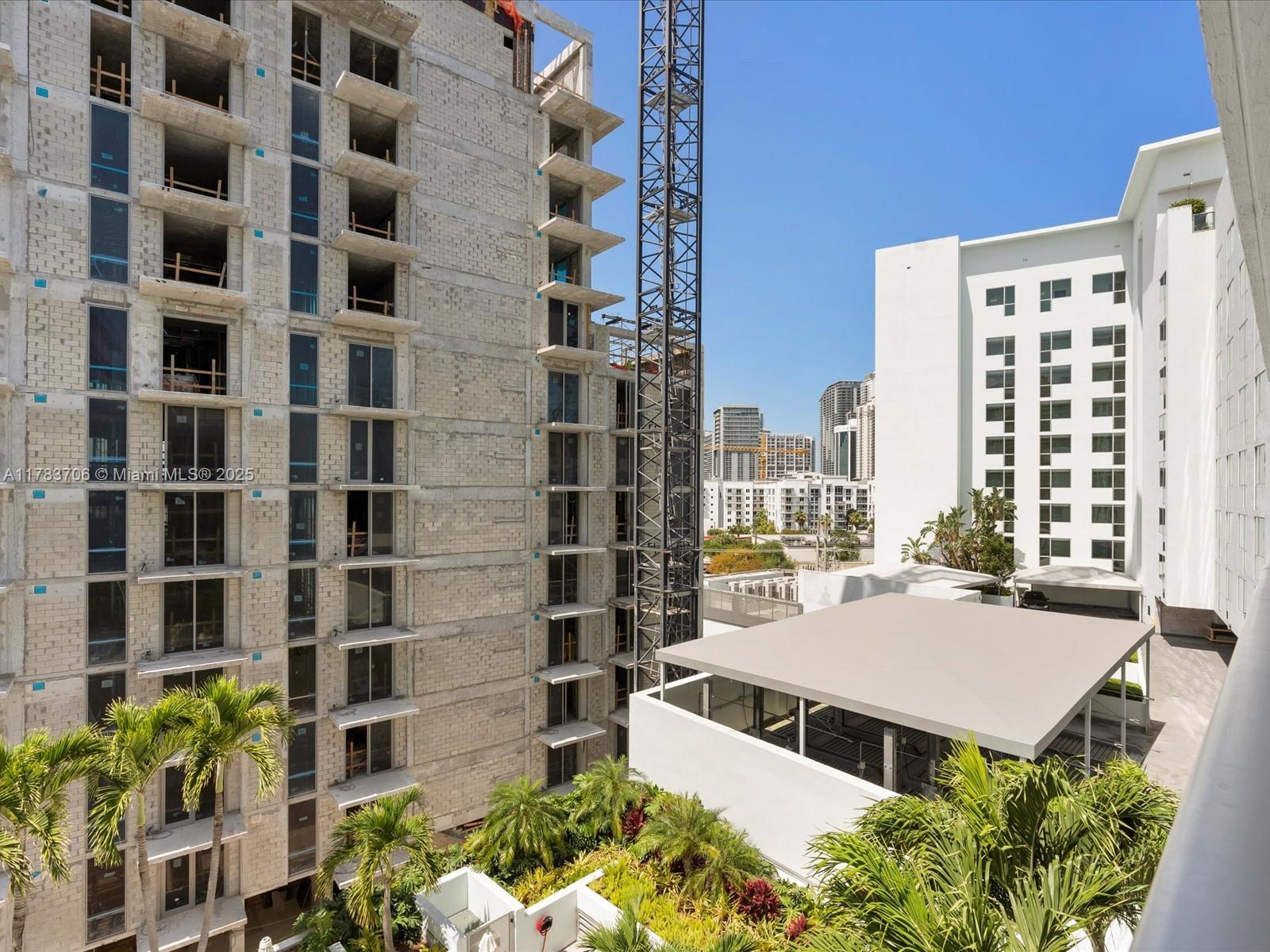 1600 SW 1st Ave # 714