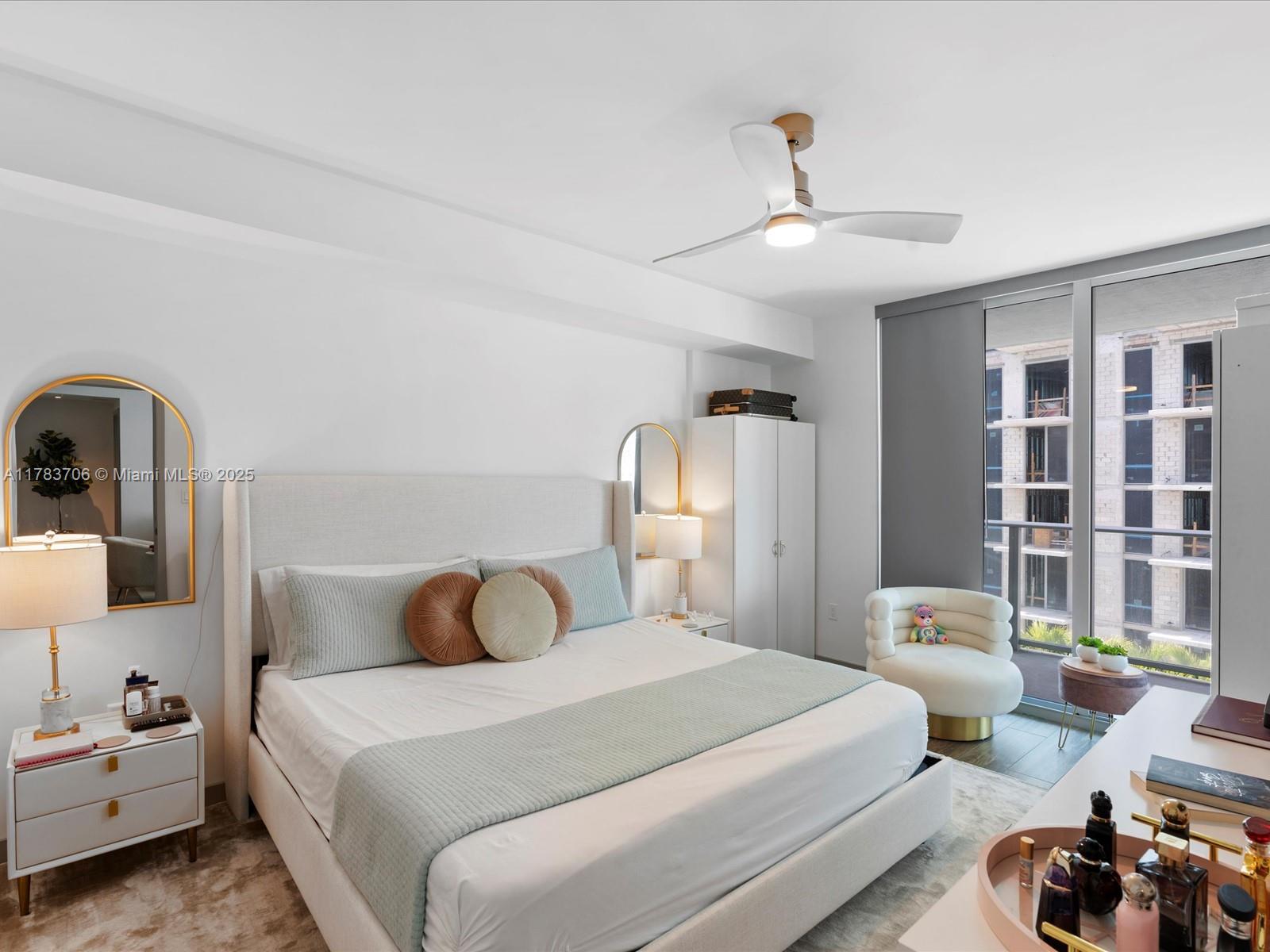 1600 SW 1st Ave # 714