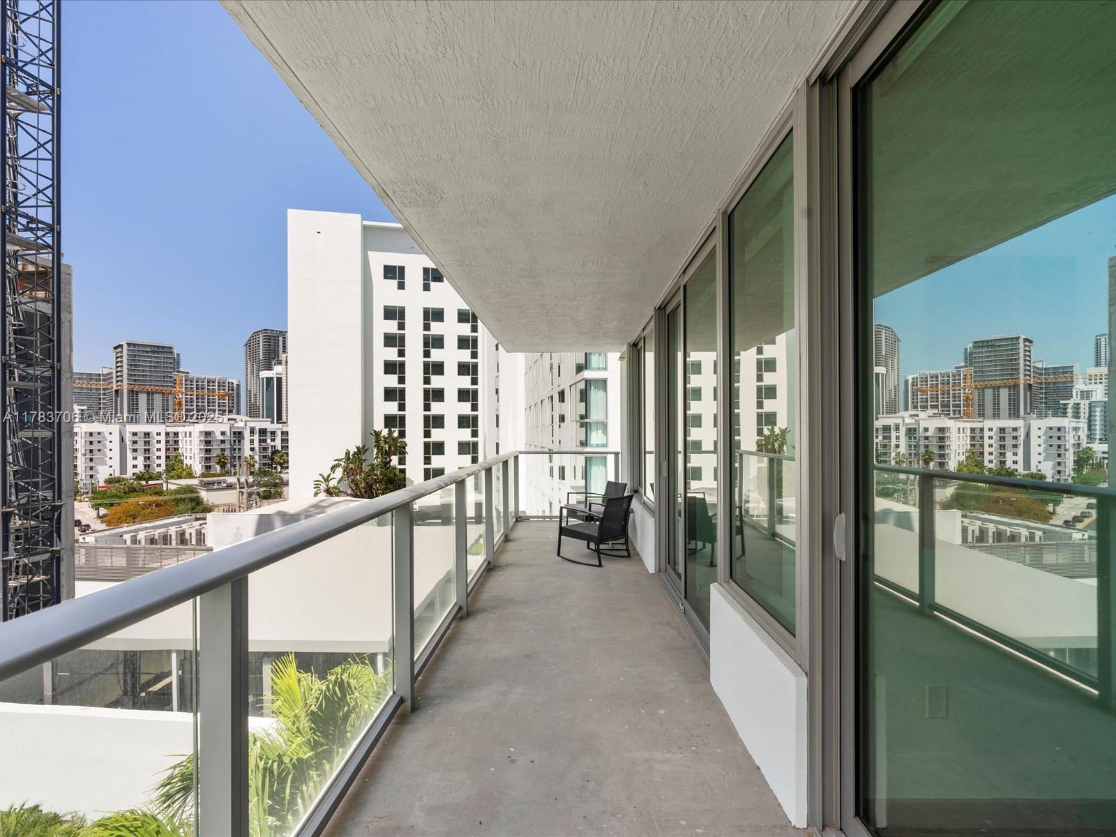 1600 SW 1st Ave # 714