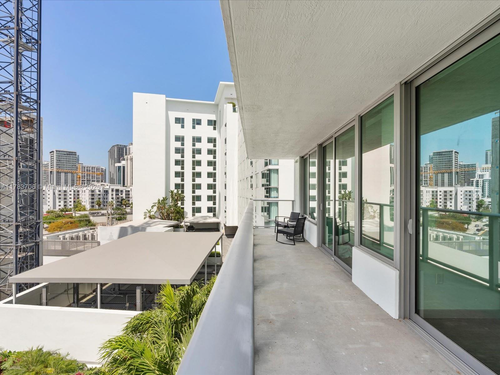 1600 SW 1st Ave # 714