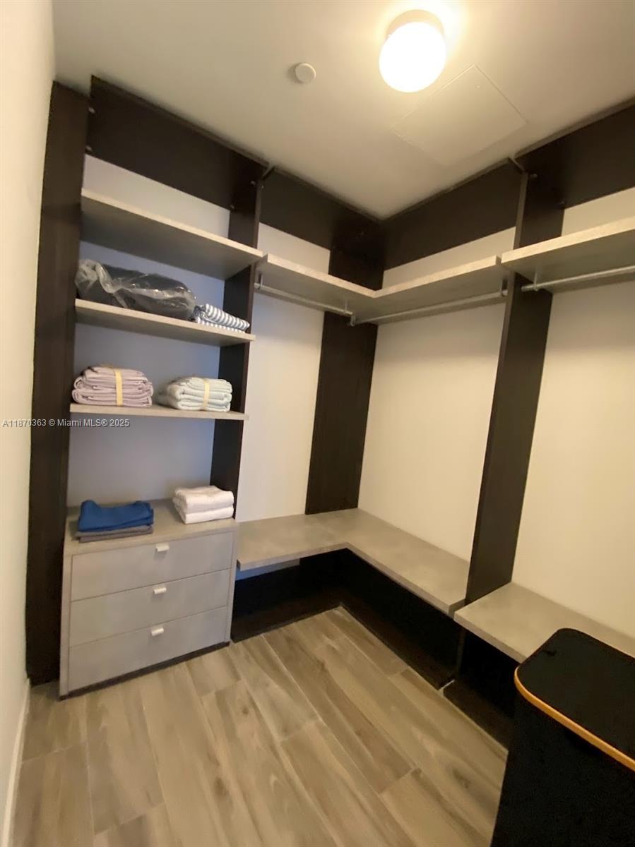 801 S Miami Ave Unit: 2008