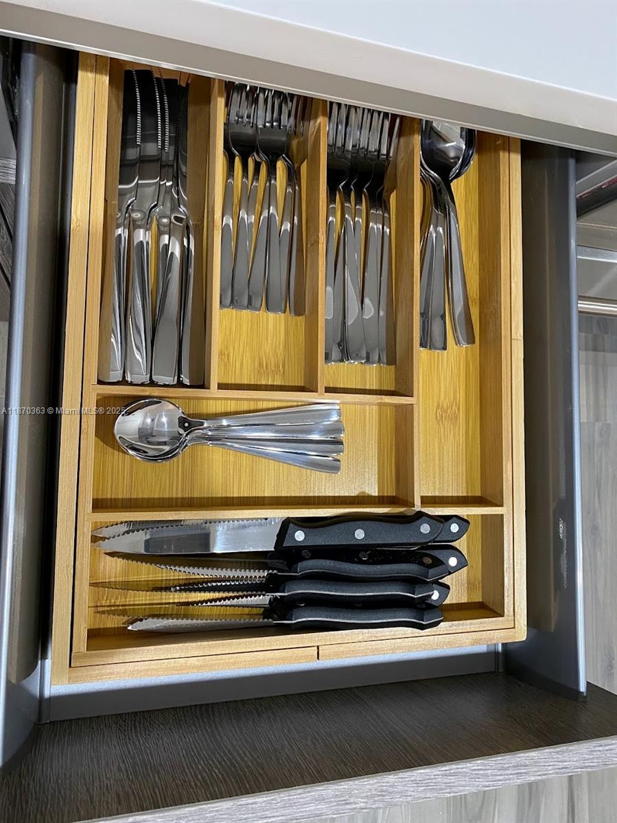 801 S Miami Ave Unit: 2008