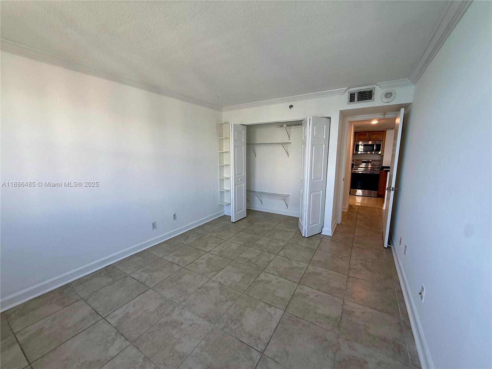 770 Claughton Island Dr # 2113