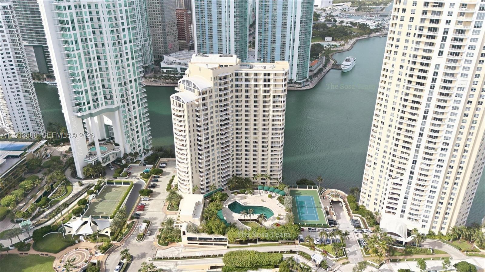 888 Brickell Key Dr # 1903