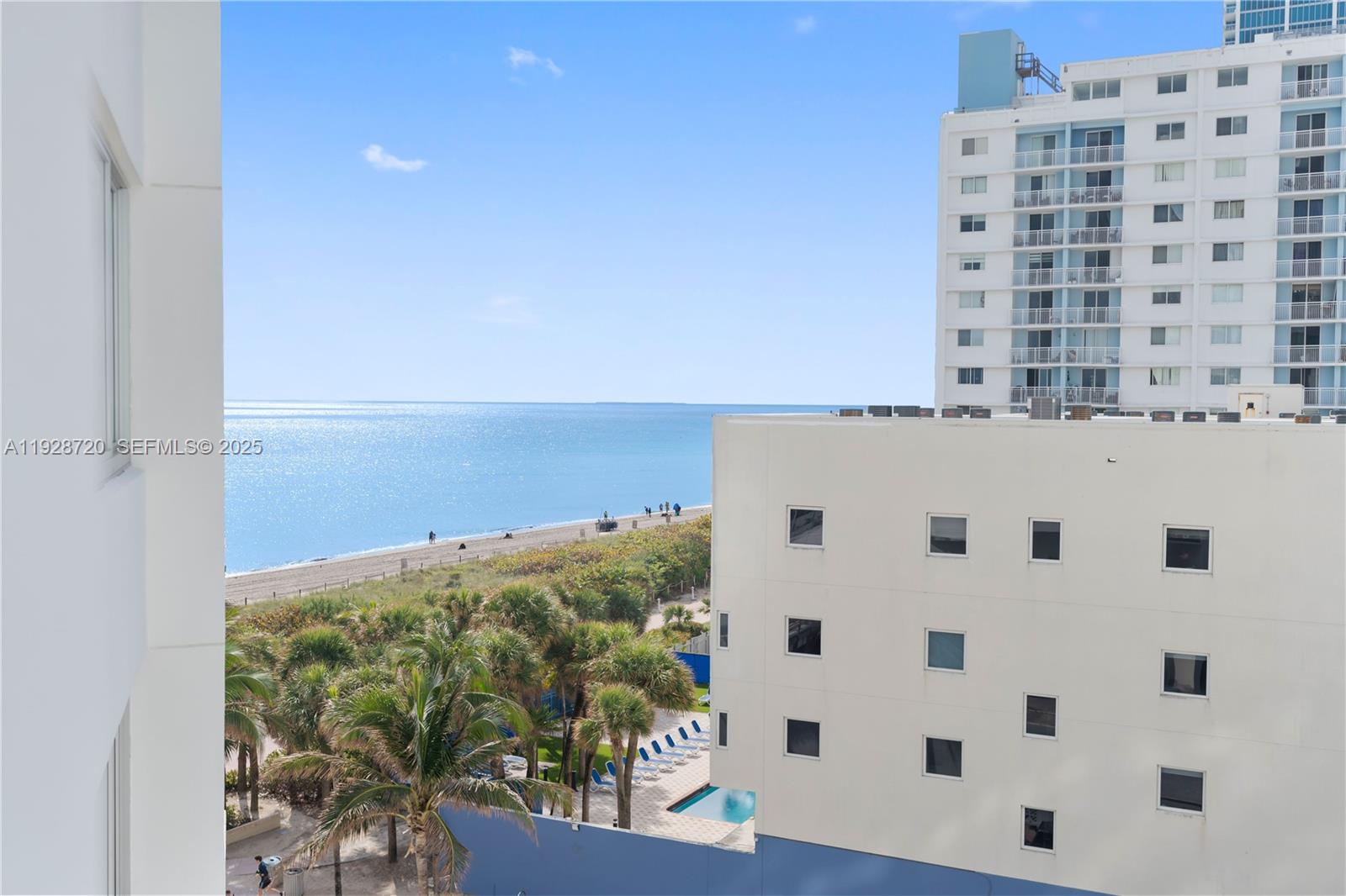 7135 Collins Ave # 613