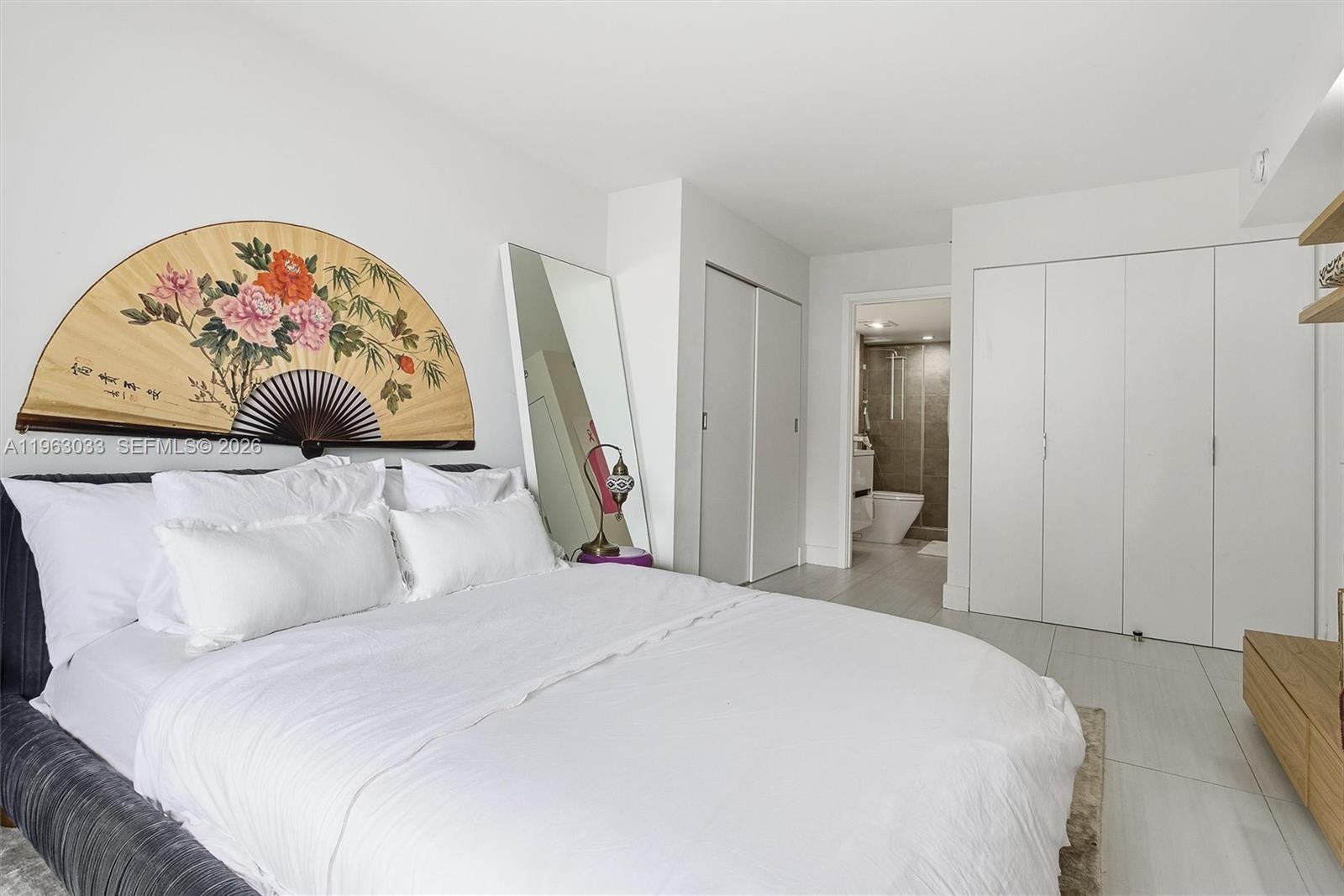 540 Brickell Key Dr # 823