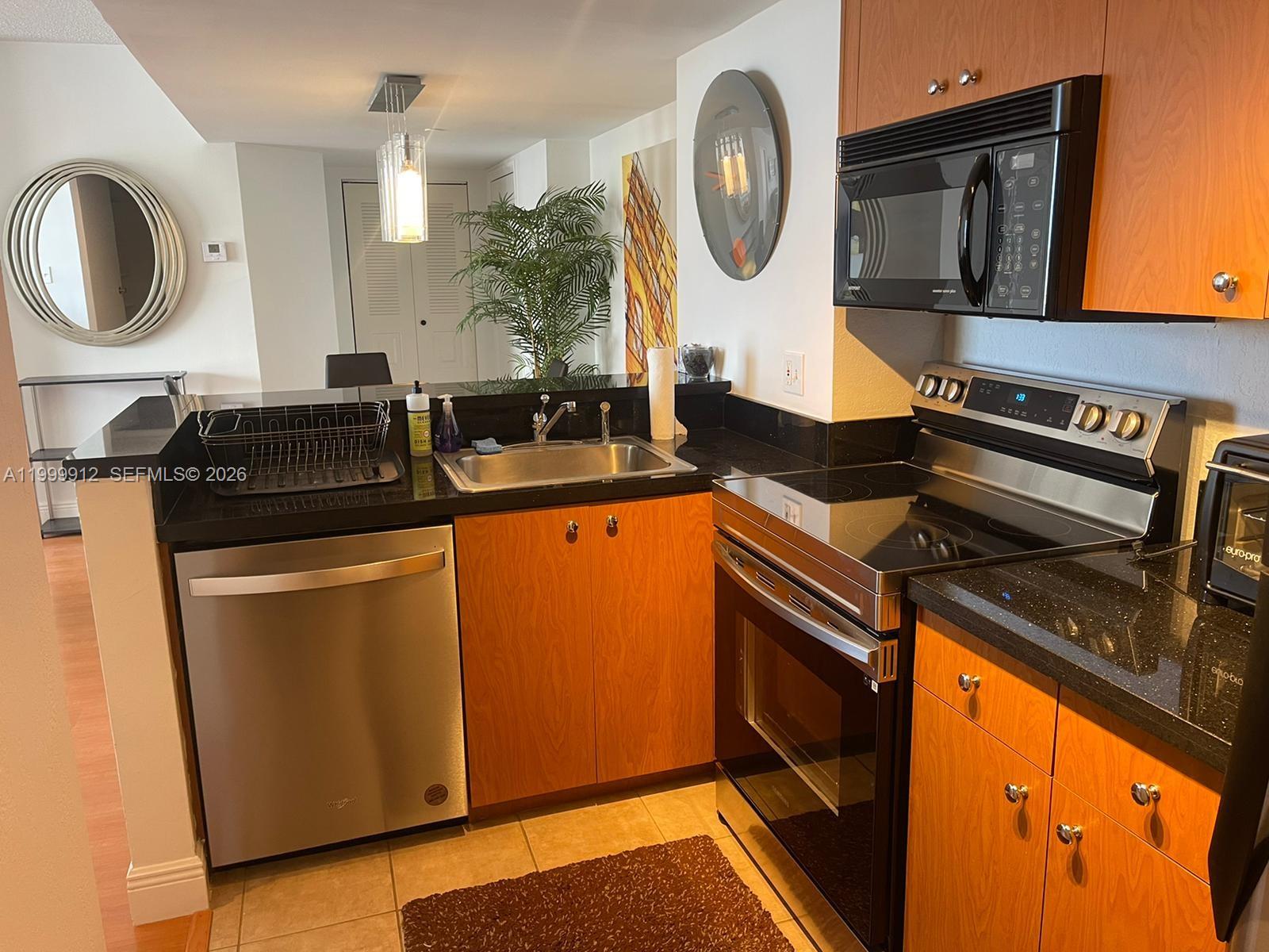 770 Claughton Island Dr # 19 Unit: PH-19