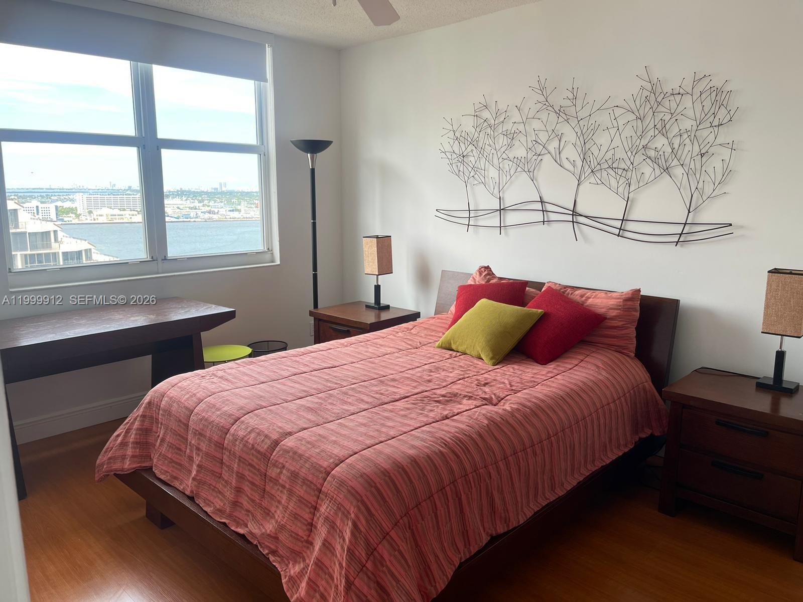 770 Claughton Island Dr # 19 Unit: PH-19