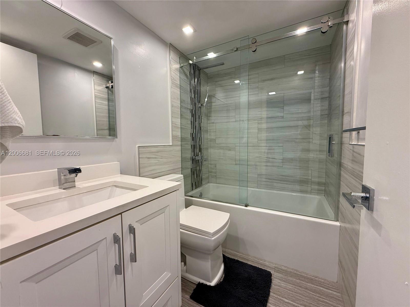 770 Claughton Island Dr # 1003