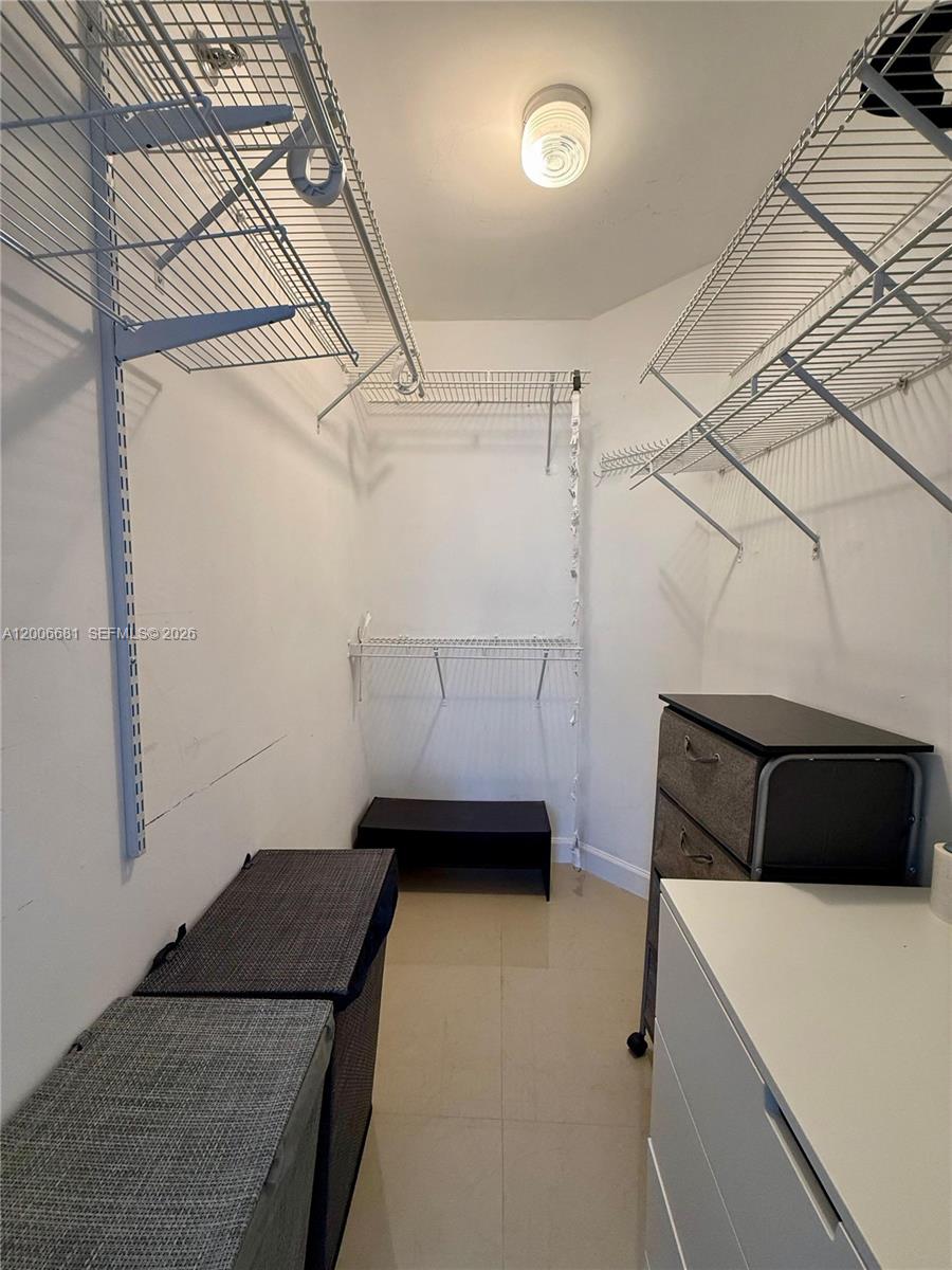 770 Claughton Island Dr # 1003