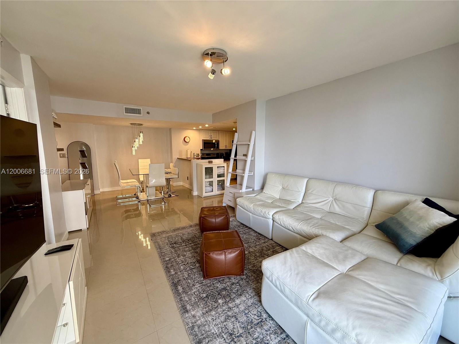 770 Claughton Island Dr # 1003