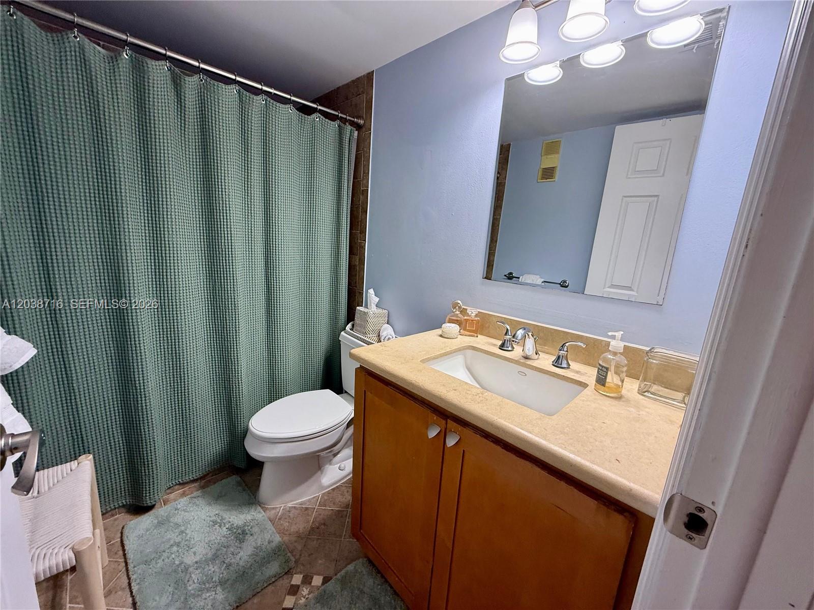 770 Claughton Island Dr # 2016