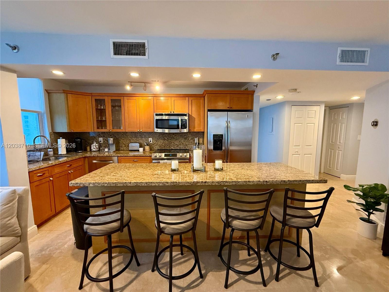 770 Claughton Island Dr # 2016
