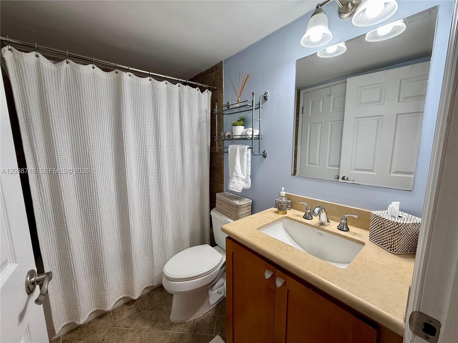 770 Claughton Island Dr # 2016