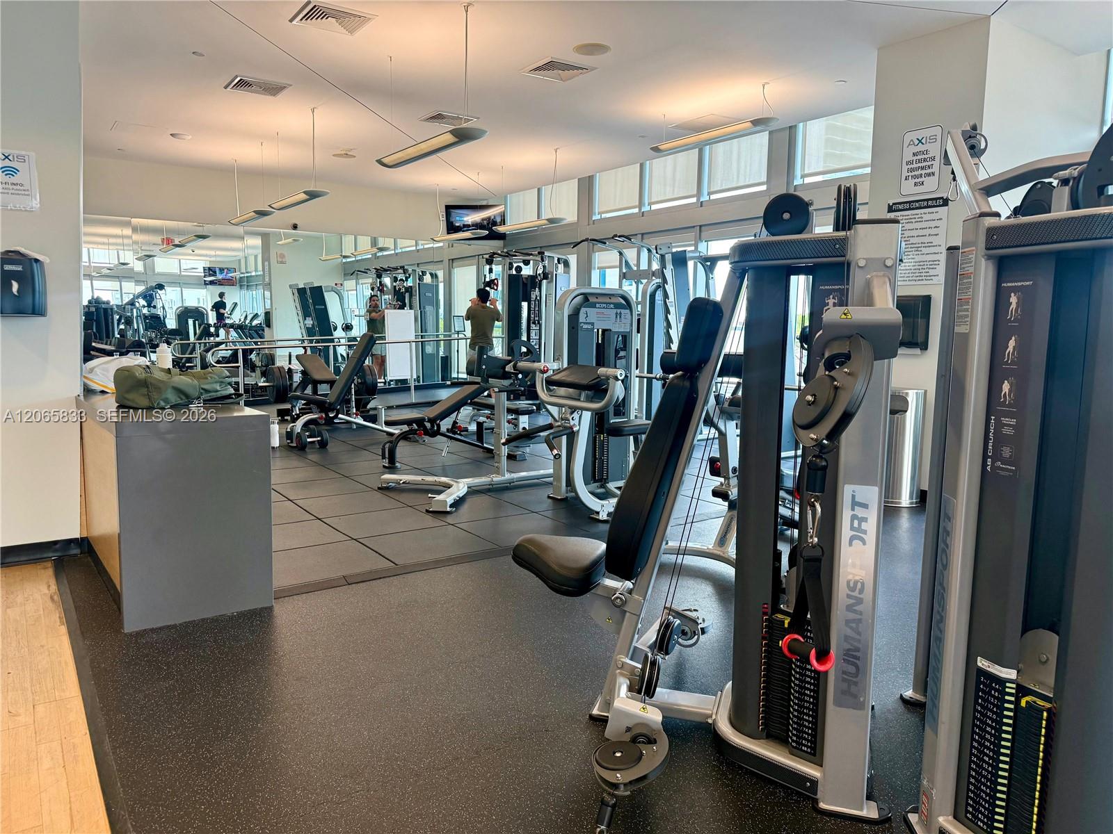 79 SW 12th St Unit: 1207-S