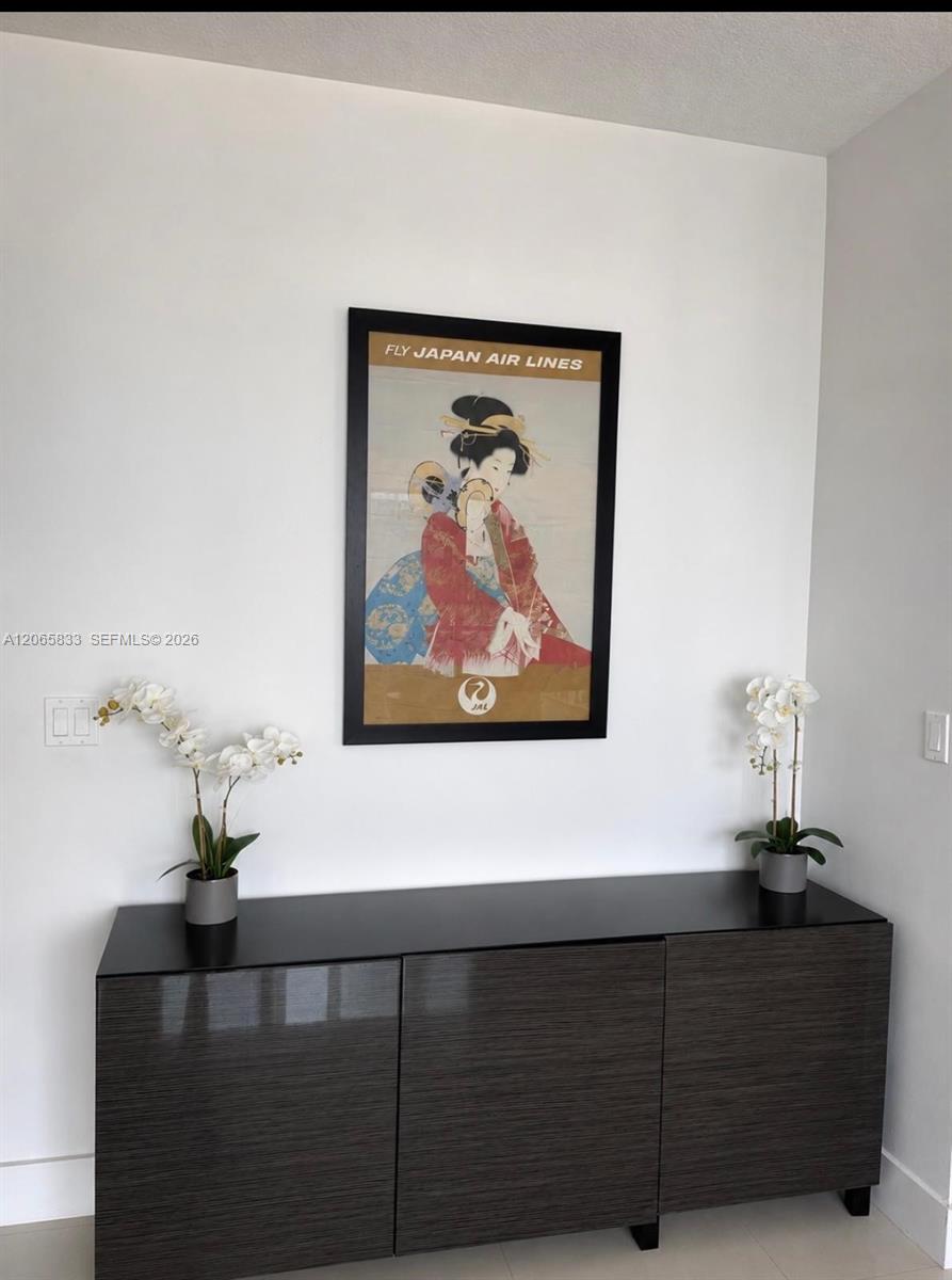 79 SW 12th St Unit: 1207-S