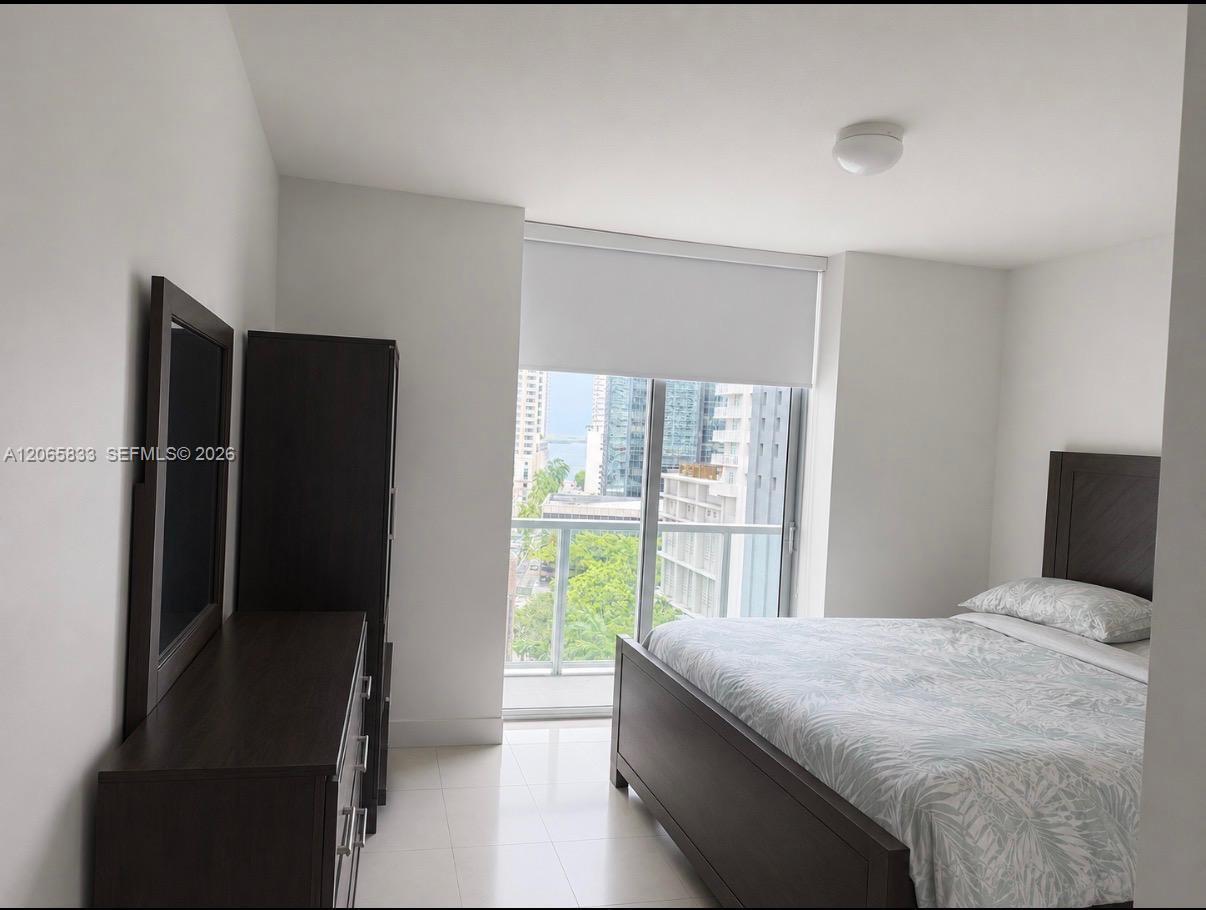79 SW 12th St Unit: 1207-S