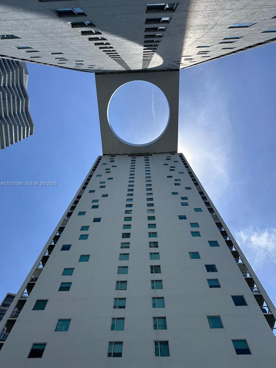 55 SE 6th St # 2404
