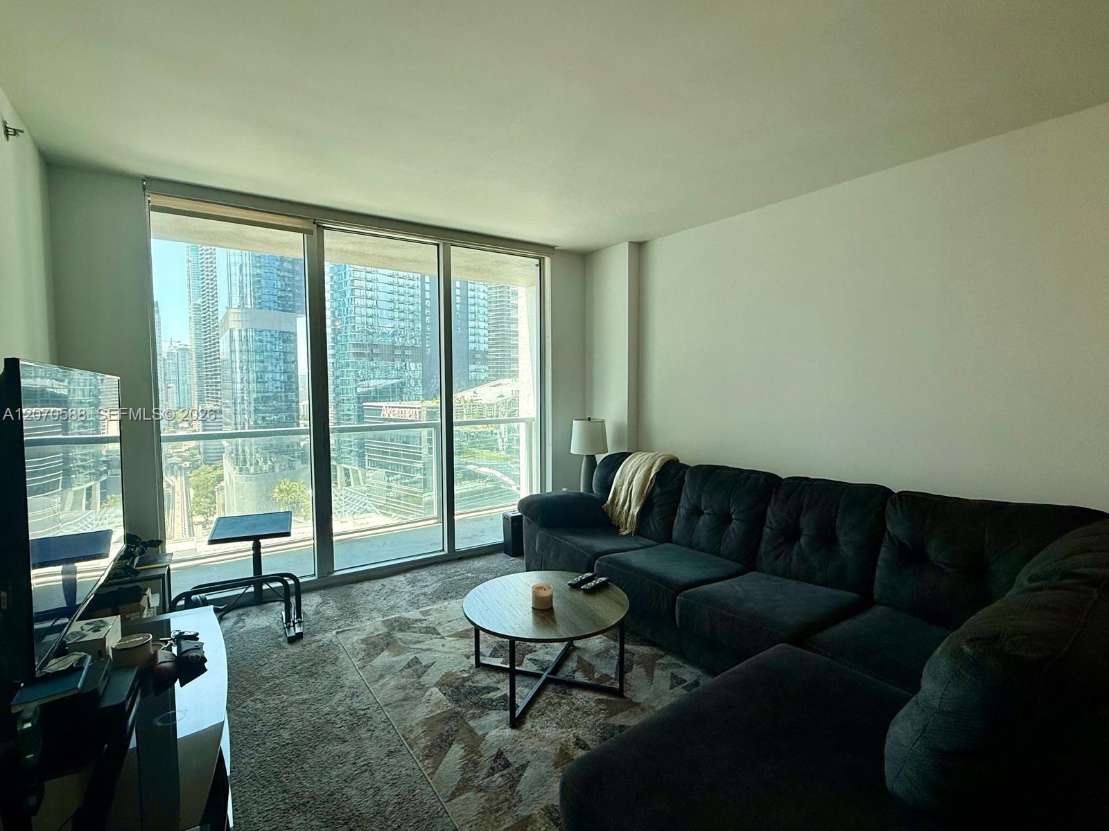 55 SE 6th St # 2404