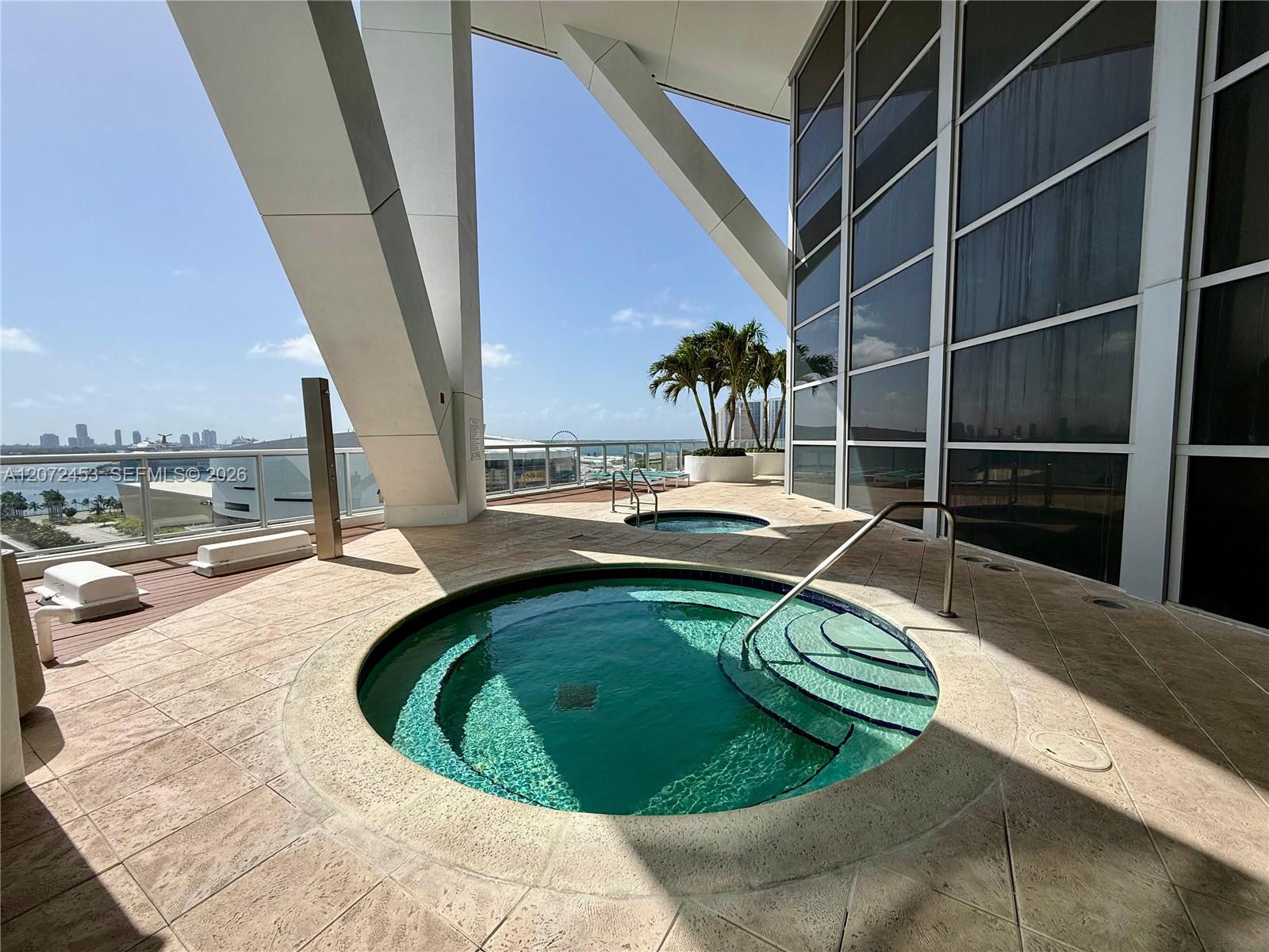 888 Biscayne Blvd # 3611