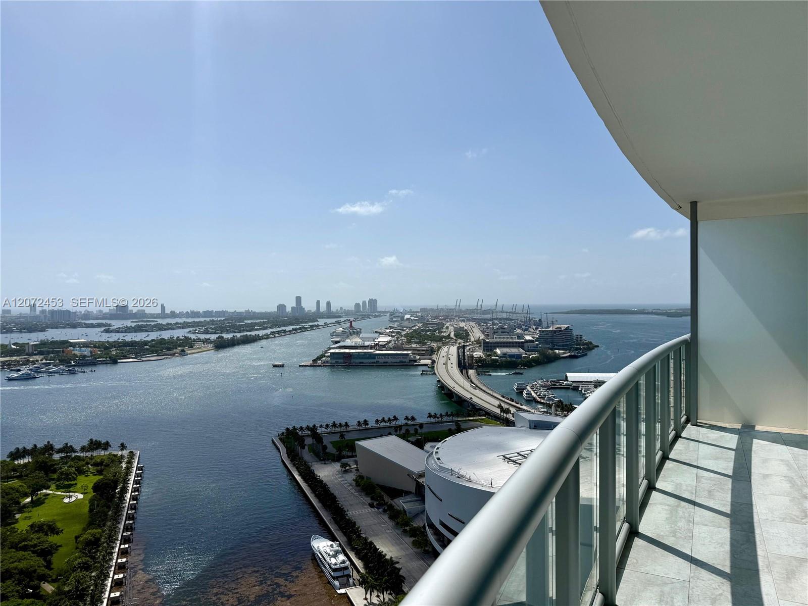 888 Biscayne Blvd # 3611