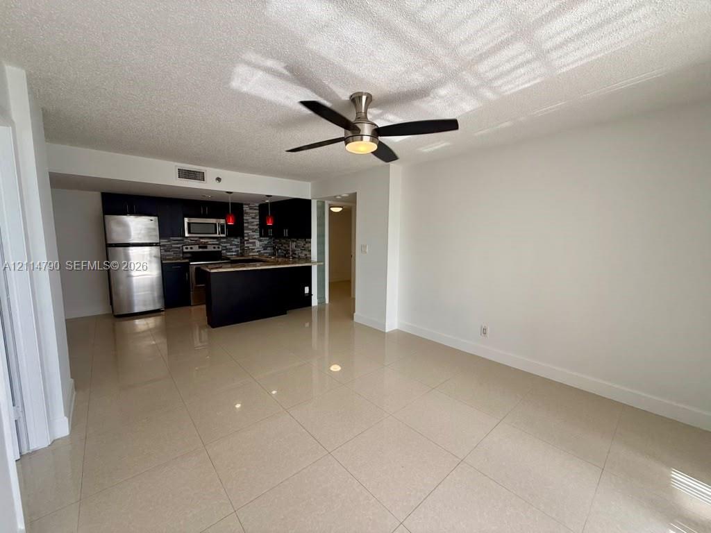 770 Claughton Island Dr # 1414