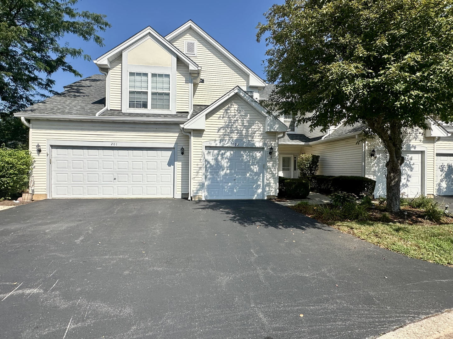 203 Canterbury Court
