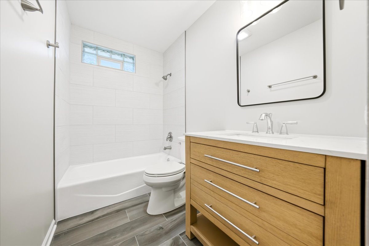 1022 White Bridge Lane