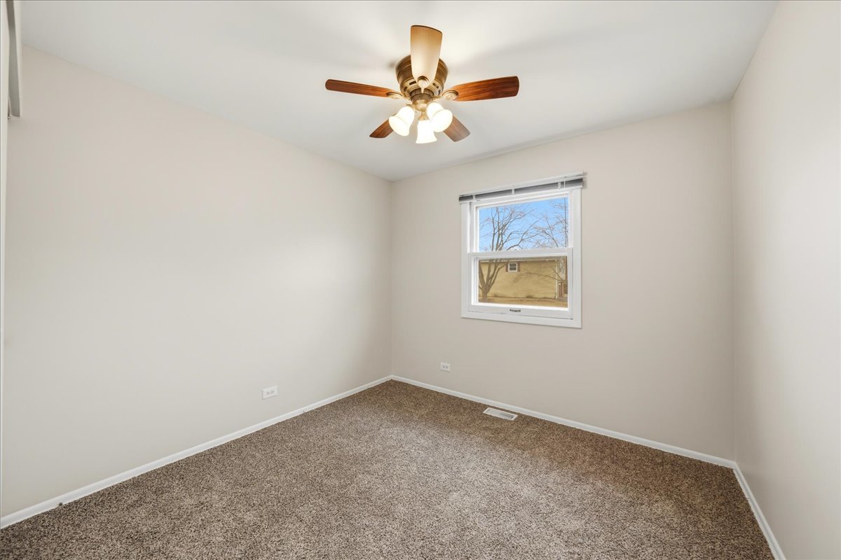 1022 White Bridge Lane